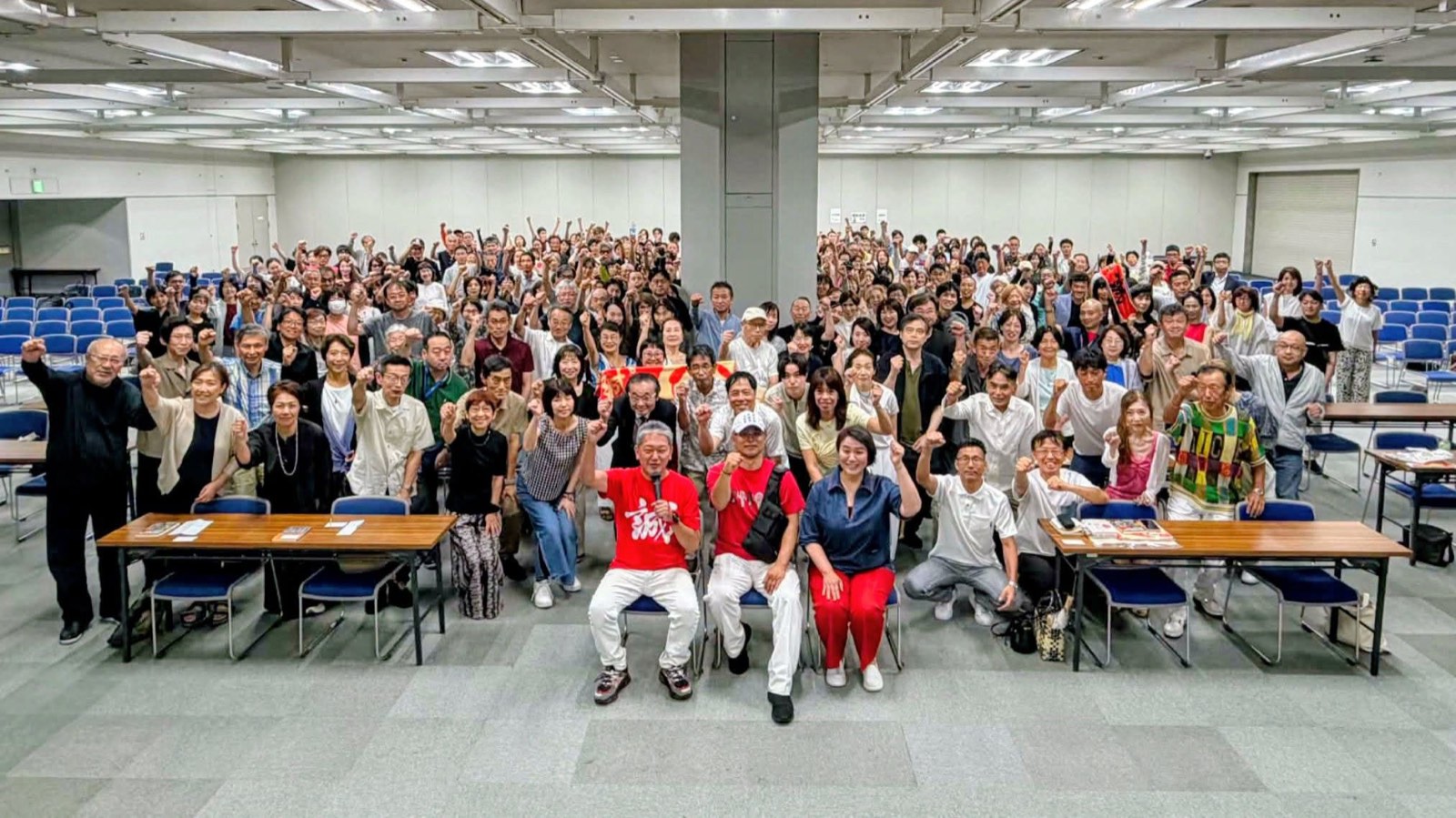 四毒抜きツアー in 大阪に参加された皆さまの集合写真
