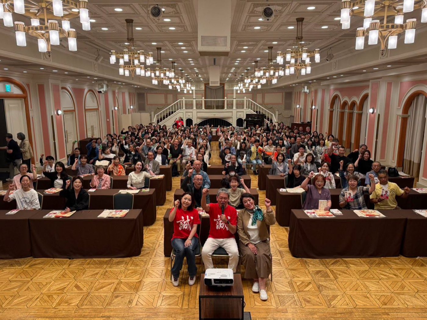 四毒抜きツアー in 札幌に参加された皆さまの集合写真